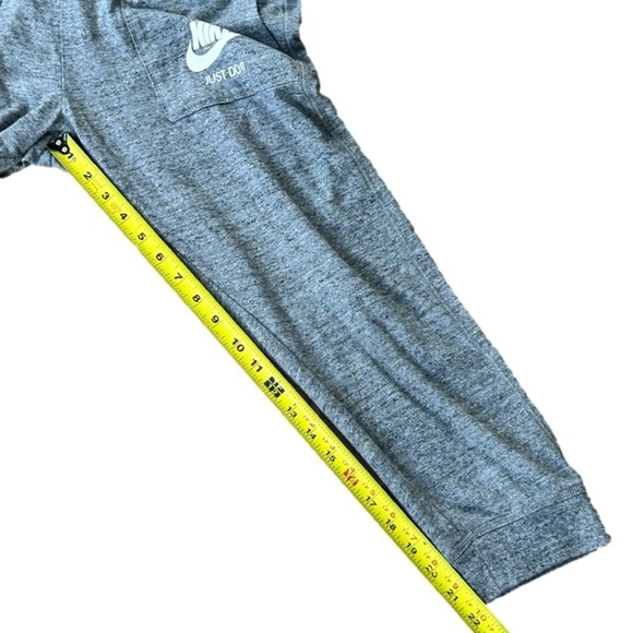 Red Label Nike Joggers Track Pants 3/4 Leg - Picture 8 of 10